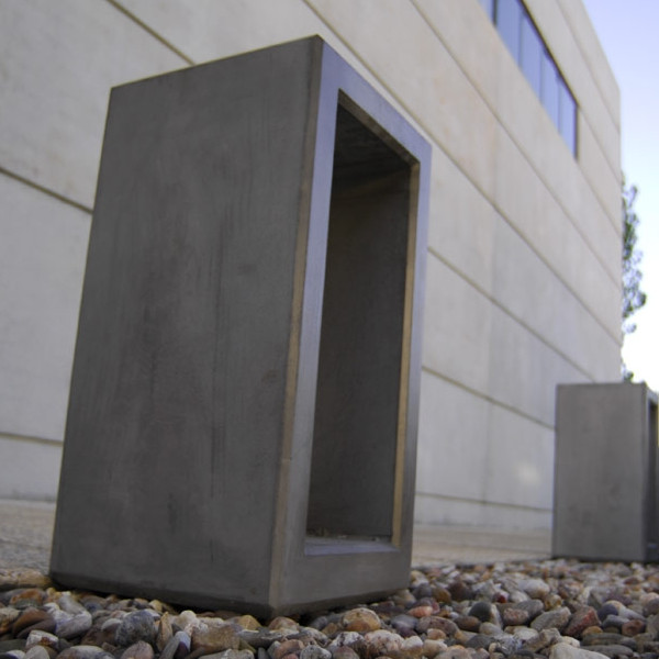 Stalp stradal din beton armat - imagine 4