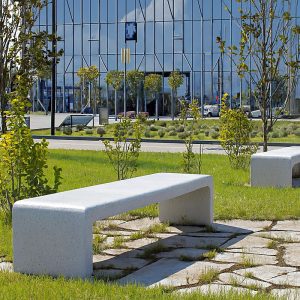 Banca stradala fara spatar din beton UM474 amenajare zona birouri