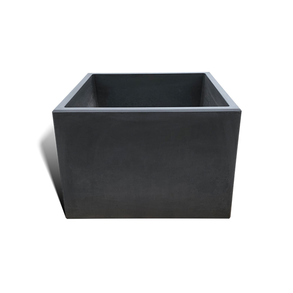 Jardiniera patrata din beton arhitectural UM393