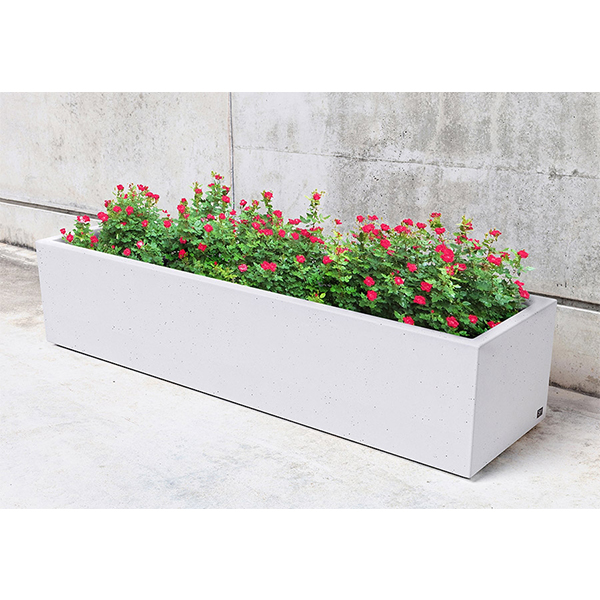 Jardiniera dreptunghiulara din beton
