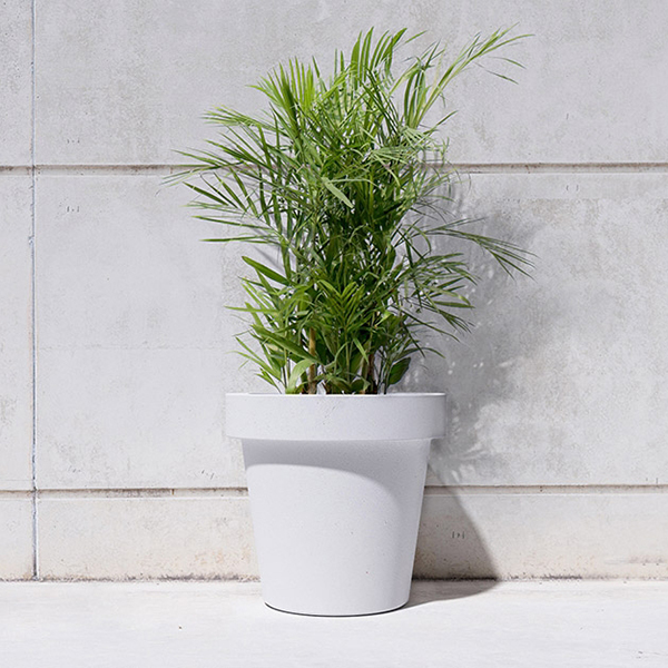 Jardiniera din beton pentru exterior