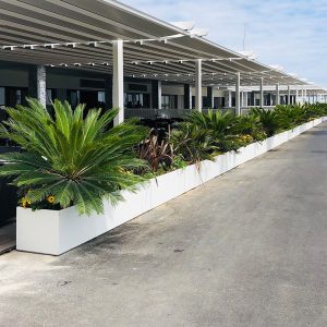 Jardiniera dreptunghiulara din beton UM863 amenajare terasa