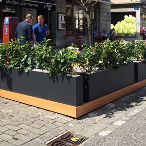 Jardiniera dreptunghiulara mare din beton armat UM877 terasa