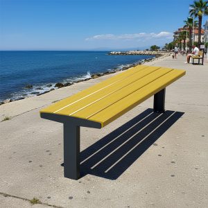 Banca stradala cu rigle din lemn si picioare din otel UM1647 faleza litoral