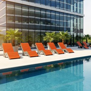 Banca stradala tip sezlong cu structura din otel UM1673