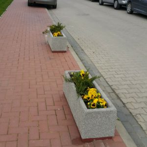 Jardiniera stradala deptunghiulara cu sau fara model UM1896