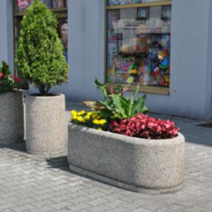 Jardiniera stradala ovala de marime medie UM2101