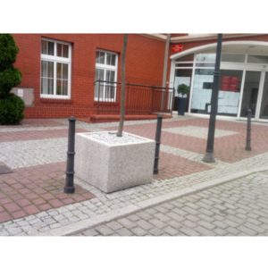Jardiniera stradala simpla patrata din beton diverse marimi UM1874