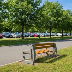 Banca din beton cu spatar si diverse metode de prindere UM2035 amenajare parc