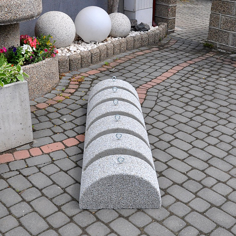 Rastel din beton pentru 5 biciclete UM2083 exterior