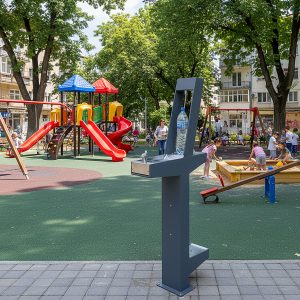 Cismea stradala cu 3 robineti UMB100 loc joaca parc