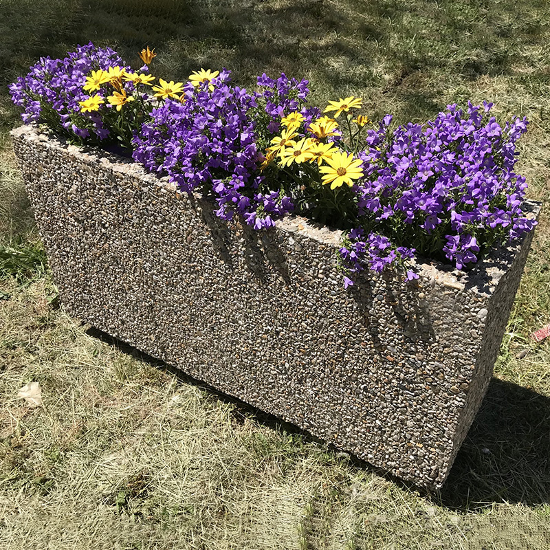 Jardiniera stradala beton UMK300