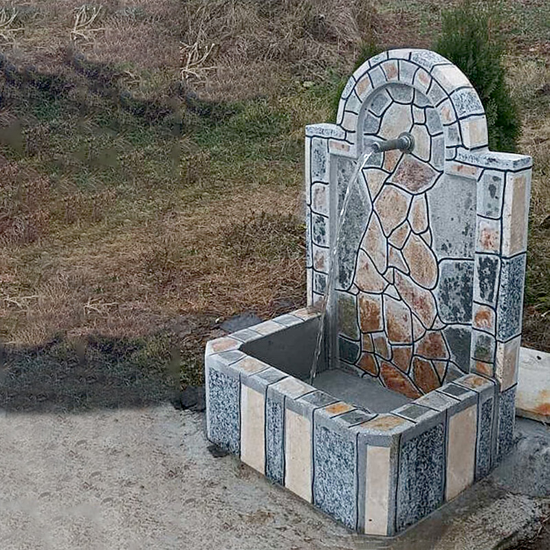 Fantana de gradina cu lavoar dreptunghiular UMR107