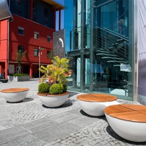 Jardiniera rotunda din beton UMJM106