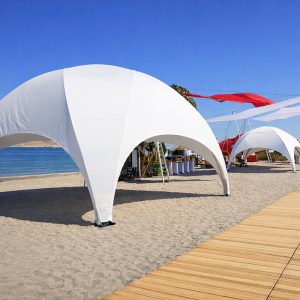Cort pentru evenimente in aer liber UMV18 festival plaja